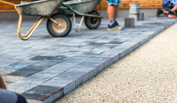 Best Professional Driveway Pavers  in Eastmont, WA